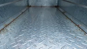 blacha na podloge przyczepki